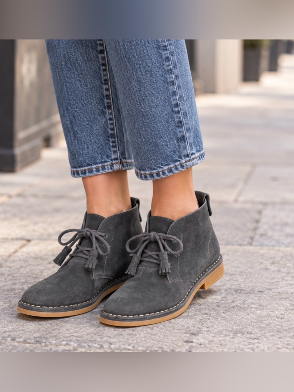 Hush Puppies Gray Suede Leather Tassel Lace Up Chukka Ankle Boots Size 10 - Picture 2 of 13